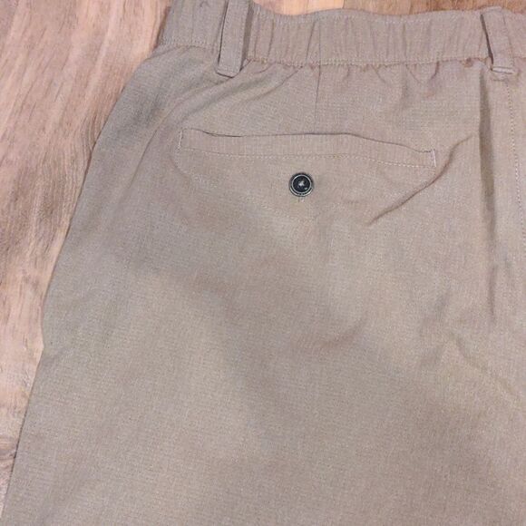 Like new under armour men's shorts heat gear size 34 - Picture 8 of 9